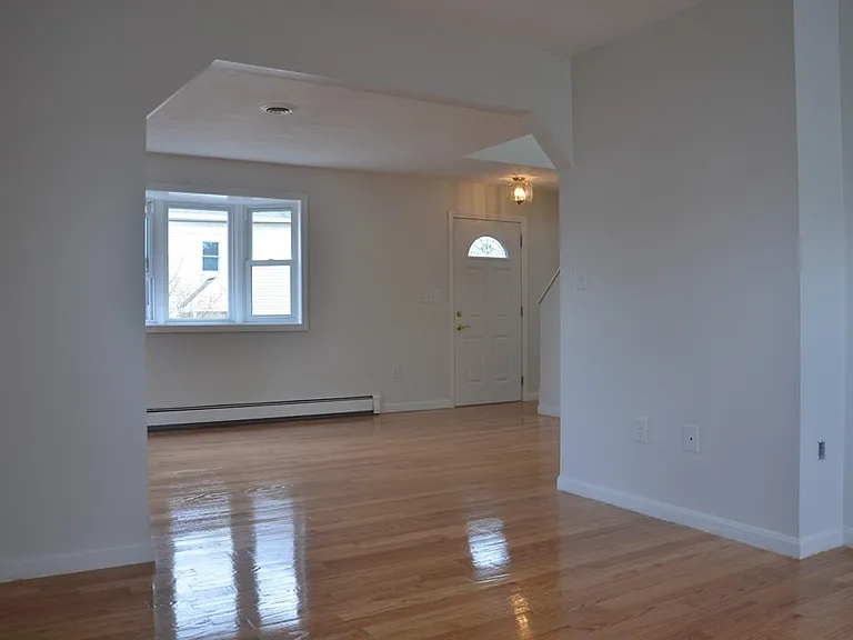 75 Canal St — Photo 16