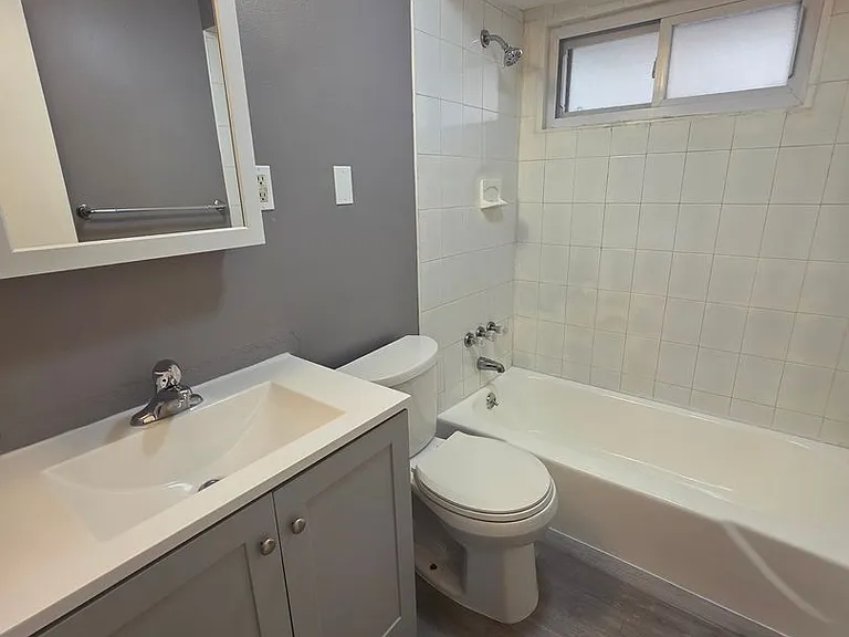 1904 Parr Lake Dr — Photo 8