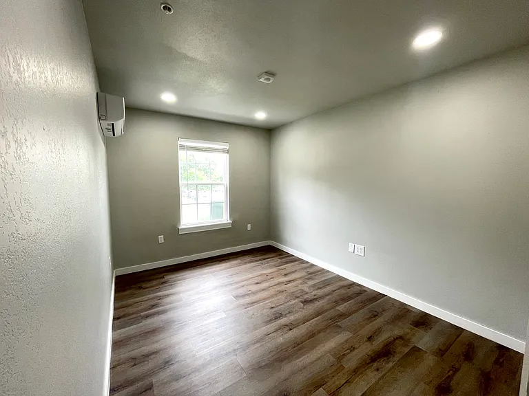 Heritage Heights Apartments — Photo 10