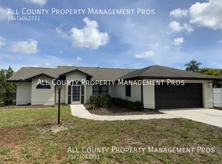 147 Shady Pine Ln, Nokomis, FL 34275