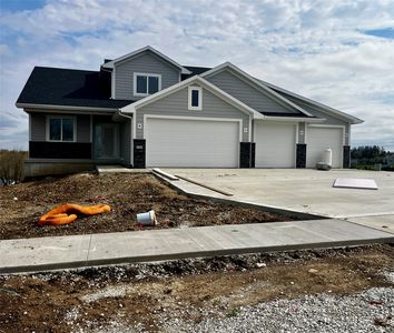 320 Van Buren Dr, Van Meter, IA, 50261
