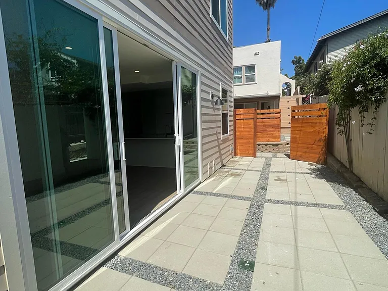 4524 Arizona St — Photo 13