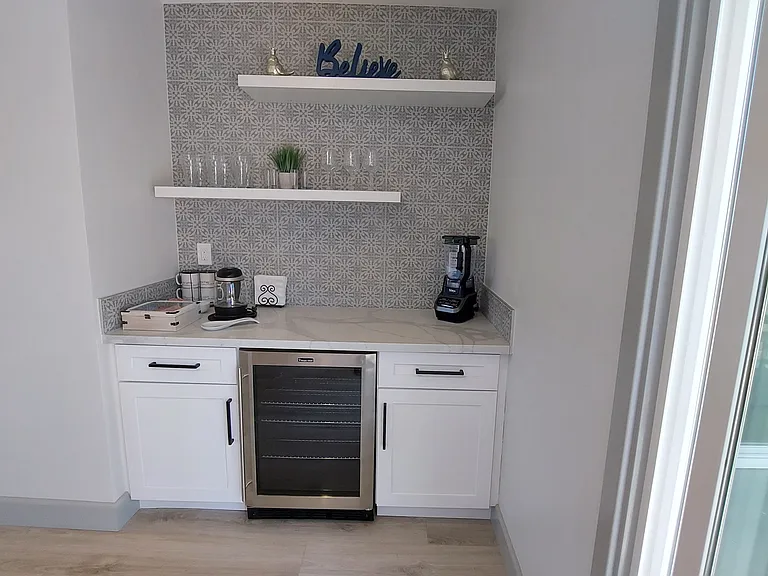 17 Maxine Dr — Photo 6
