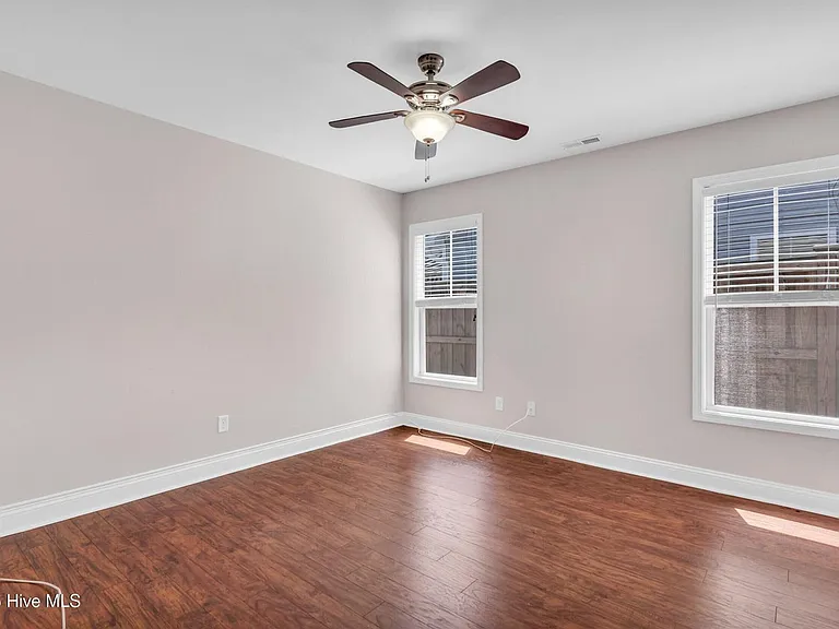 8530 Jadewood Dr — Photo 20