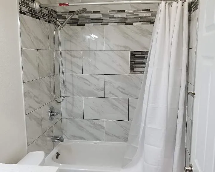 526 N Oxford Ave #2 — Photo 8
