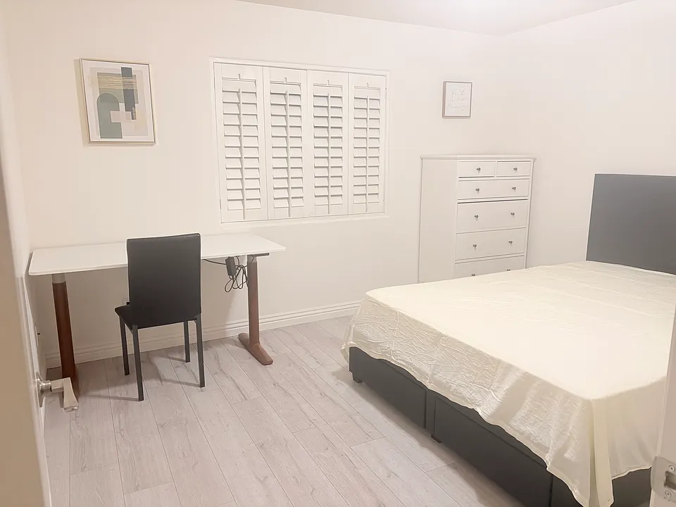 6137 Rosemead Blvd #1