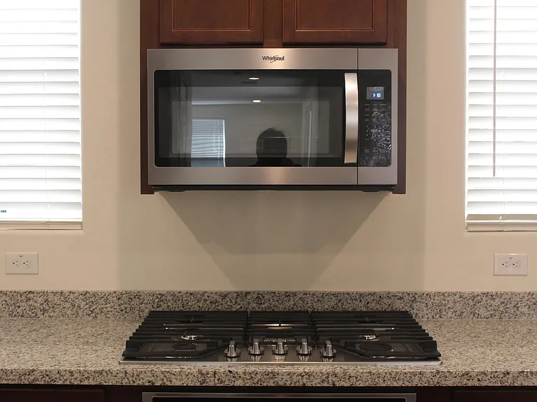 744 W Flintlock Way — Photo 7