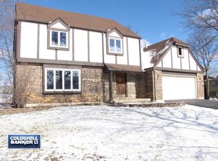 29W260 Wagner Rd, Naperville, IL 60564