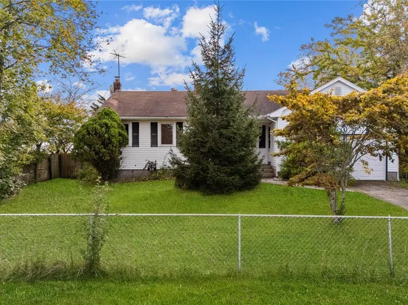 22 Shore Drive, Mastic Beach, NY 11951