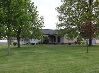 8632 E 3550 North Rd, Rossville, IL 60963
