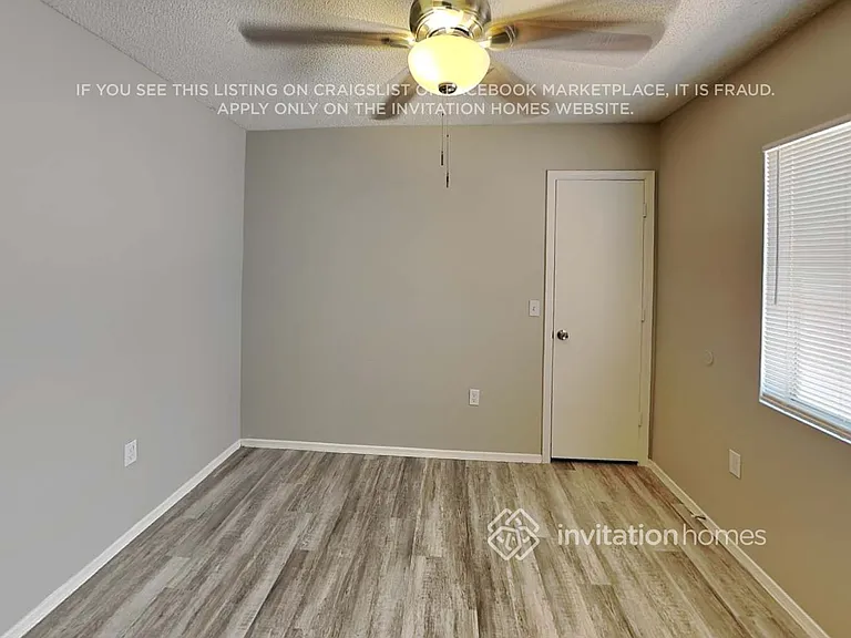 550 N 64th St — Photo 18
