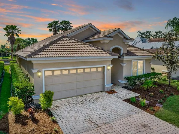 18019 Java Isle Dr, Tampa, FL 33647