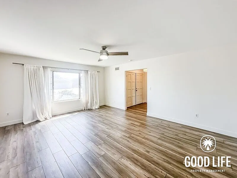 3 bed, 2.0 bath, 2204 sqft, $4,700 — Photo 4