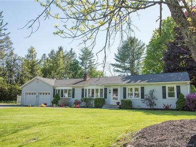 132 Pocono Rd, Danbury, CT, 06804