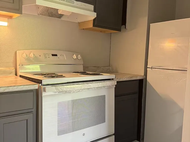 3401 Woodman Dr #108 — Photo 5