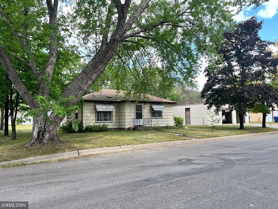 1st image of 1019 14th St S