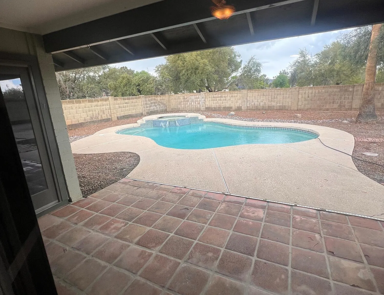4 bed, 2.0 bath, 1644 sqft, $3,500 — Photo 4