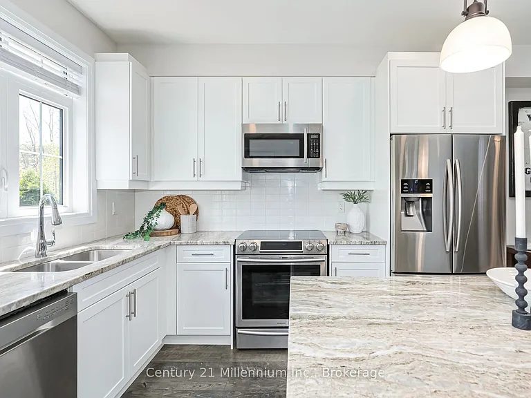 168 Yellow Birch Cres — Photo 11