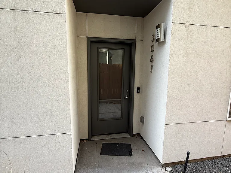 3067 W 16th Ave — Photo 3