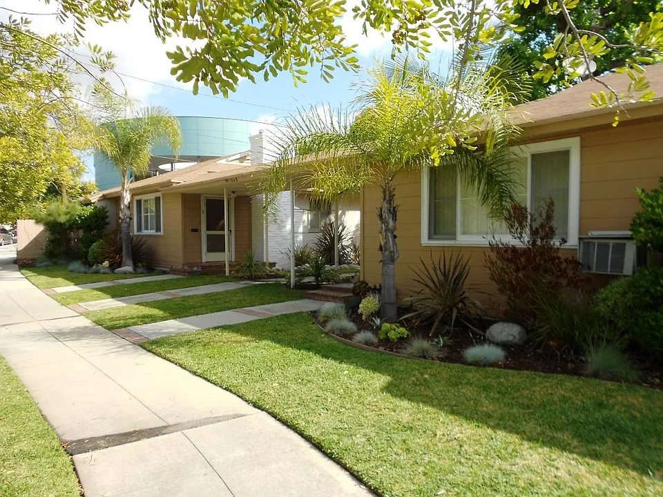 1240 S Marengo Ave #5