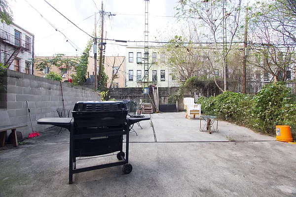 Rented by Nooklyn NYC LLC | media 29