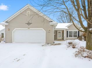 1736 Rodao Dr, River Falls, WI 54022