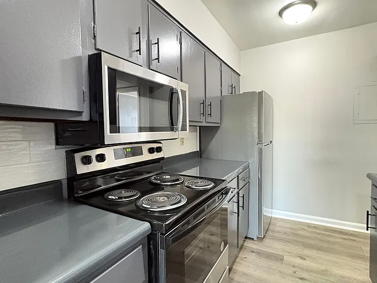 7420 Rockleigh Ave #A — Photo 66