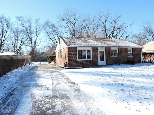15328 Parkside Dr, Markham, IL 60428