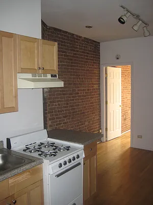 Rented by Plymouth Management Group Inc | media 10