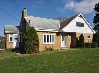 107 Grandview Ave, Imperial, PA