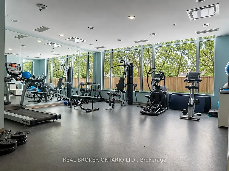 101 Richmond Rd #302 — Photo 16