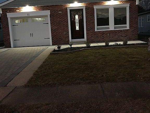 2nd image of 11 Lumsden Ct