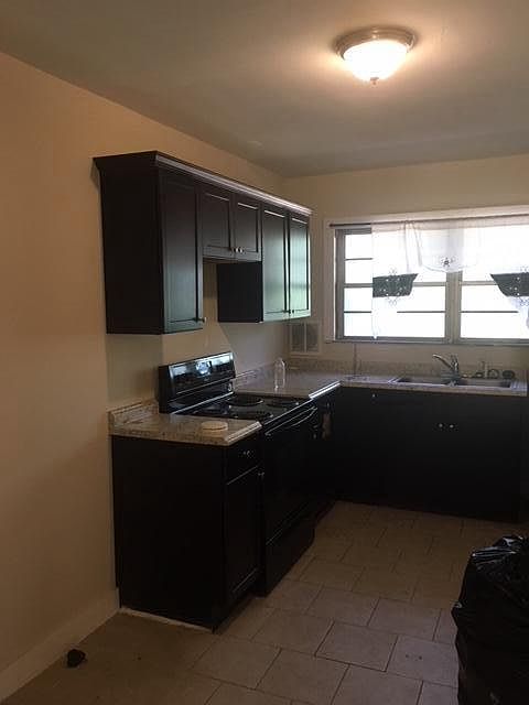 Updated kitchen with new cabinets and appliances!