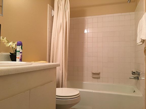5th image of 1514 NW Dr NW #3B-1Ba-1240Sqft