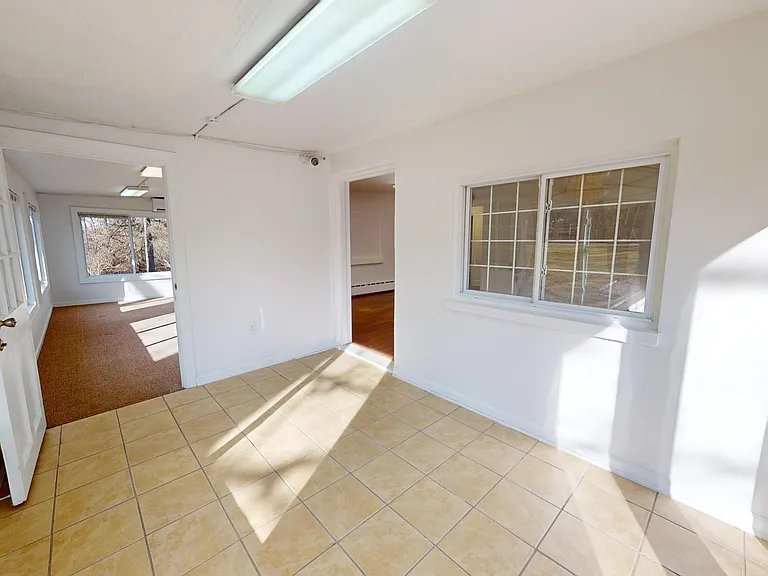 5223 John Marshall Hwy — Photo 9