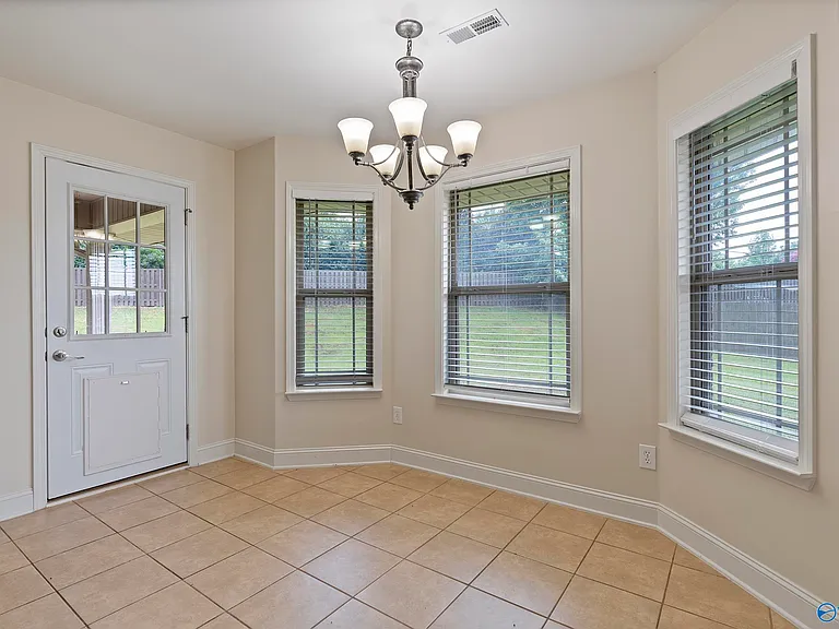 15828 Coach House Ct — Photo 5