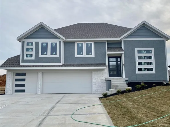 3701 NW 77th Ter, Kansas City, MO 64119