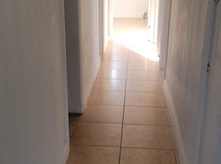 6561 Pines Pkwy, Hollywood, FL 33023