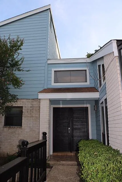 3451 River Path