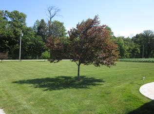 16390 W Yeasting Rd, Elmore, OH 43416