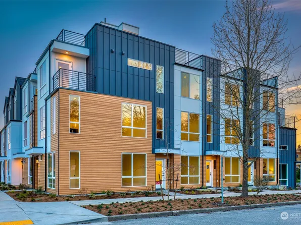 9259 Densmore Avenue N, Seattle, WA 98103