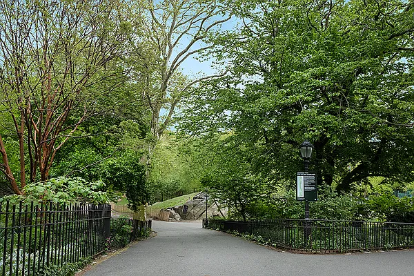 Rented by Rita S Citrin, LREB | media 24