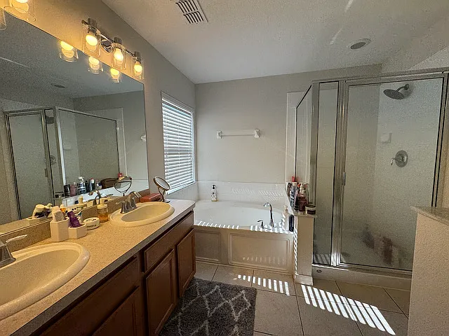 3323 Whitley Bay Ct — Photo 24