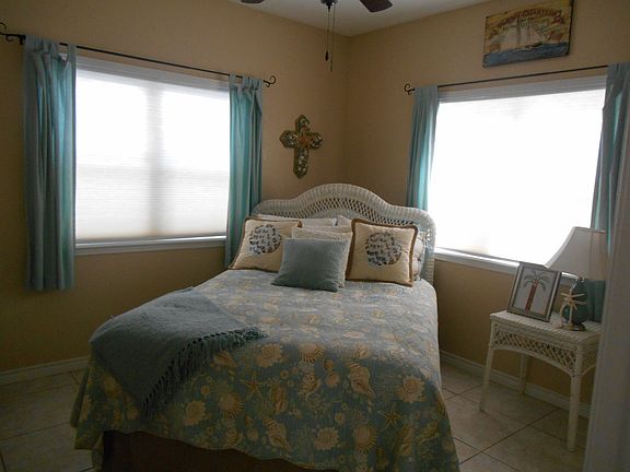2nd image of 213 Saint Francis Cir