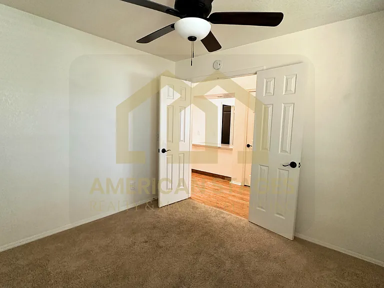 1417 Glen Ellen Ln — Photo 21