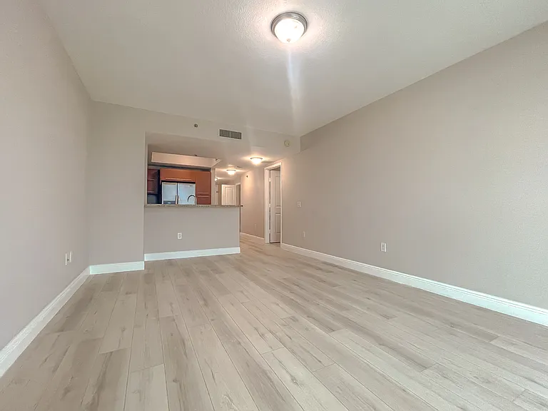 2681 N Flamingo Rd #902S — Photo 8