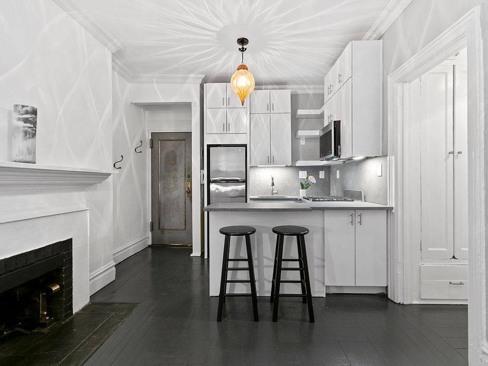 1st image of 344 W 12th St APT 1D