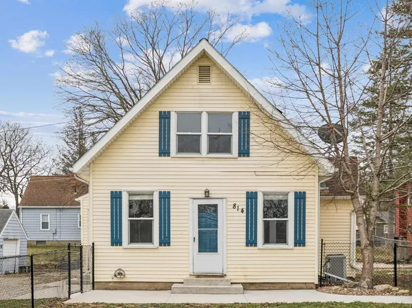 814 E Mitchell Ave, Waterloo, IA 50702