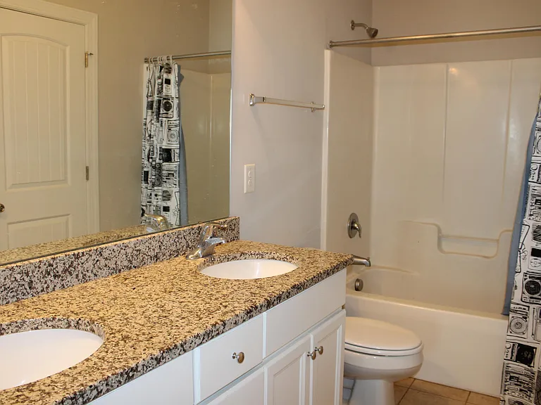241 Vinewood Pl — Photo 36