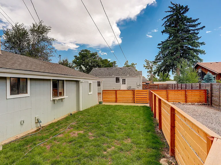 1357 Chase St #2 — Photo 5